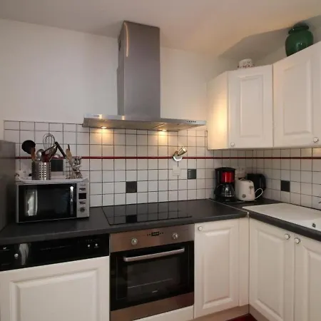 T3 Au Mont-dore Avec Wifi, Proche Centre, Ideal Familles, 5 Pers, 2 - Fr-1-608-35 Apartment Le Mont-Dore